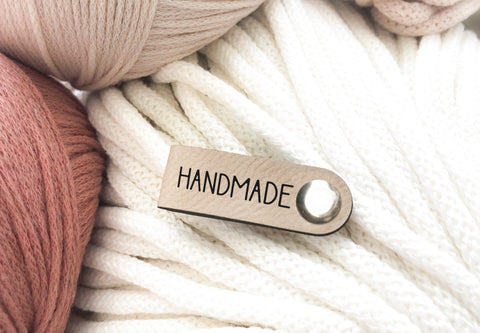 Kunstleder Label HANDMADE Creme mit Schraube