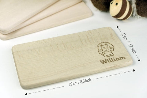 Kinder Frühstücksbrettchen mit individueller Gravur ca. 22x12 cm – Lasergravur - Stolz aus Holz