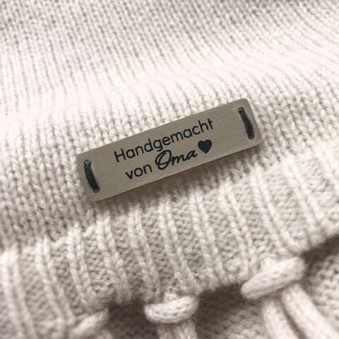 Kunstleder Label "Handgemacht von Oma" zum Annähen - Stolz aus Holz