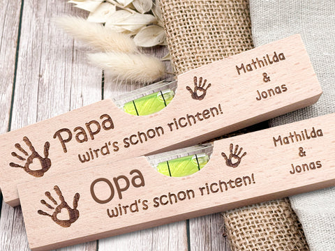 Personalisierte Wasserwaage mit Gravur – Geschenk Papa oder Opa "...wird's schon richten"