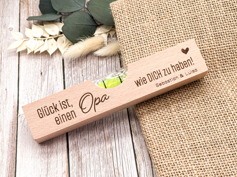 Personalisierte Wasserwaage mit Gravur – Geschenk Papa oder Opa "Glück ist..."