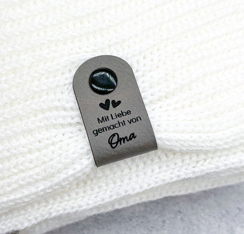 Label "Mit Liebe gemacht von Oma" - verschiedene Farben - CS0015