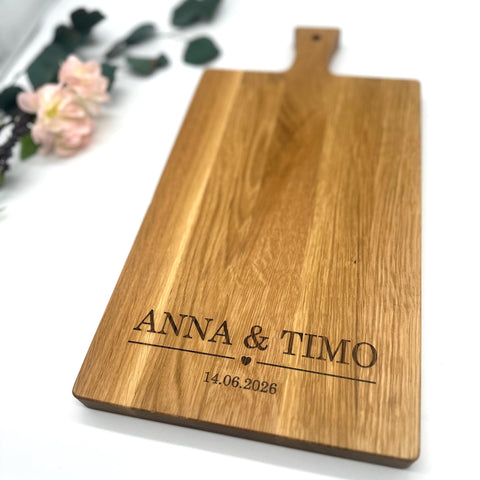 Personalisiertes Schneidebrett Eiche – Hochzeitsgeschenk mit Gravur Name & Datum – Geschenkidee Brautpaar individuell
