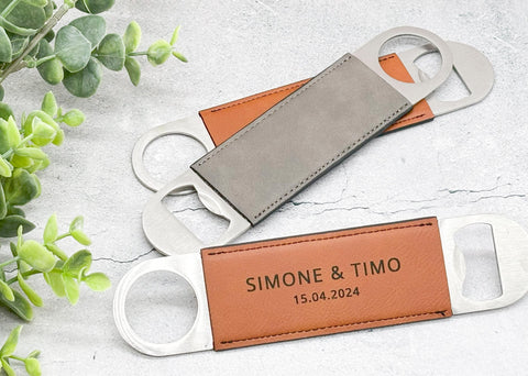 Flaschenöffner mit Gravur Name und Datum - Personalisiertes Hochzeitsgeschenk / Geschenk Verlobung / Jahrestag / Valentinstag
