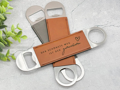 Flaschenöffner mit Gravur Name und Datum - Personalisiertes Hochzeitsgeschenk / Geschenk Verlobung / Jahrestag / Valentinstag