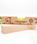 Personalisierte Wasserwaage mit Gravur – Hochzeitsgeschenk, Einzugsgeschenk, Richtfest Geschenk, Haussegen, Einweihungsgeschenk aus Holz