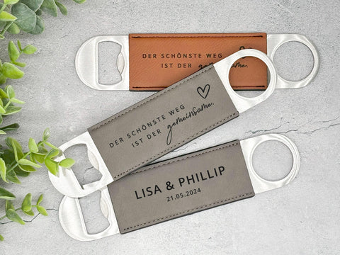 Flaschenöffner mit Gravur Name und Datum - Personalisiertes Hochzeitsgeschenk / Geschenk Verlobung / Jahrestag / Valentinstag