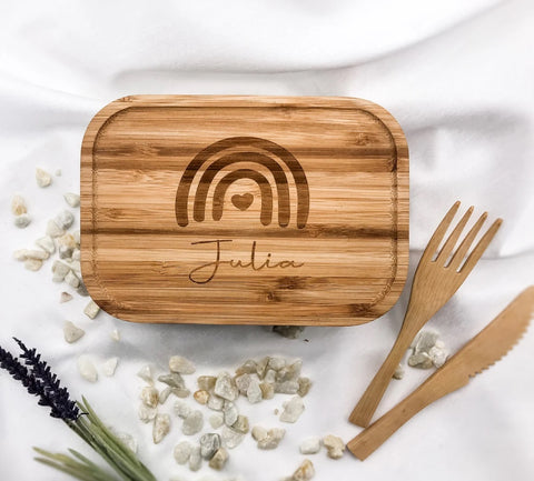 Lunchbox "Regenbogen" mit Bambusdeckel, Besteck und Wunschnamen | Brotdose - Stolz aus Holz