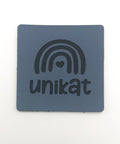 Label "Unikat" mit Regenbogen zum Annähen - Stolz aus Holz